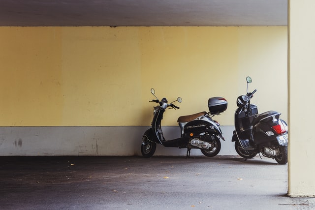 Duurzaamheid en E-Scooters: Zijn ze echt een “groene” optie?